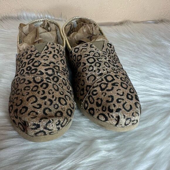 TOMS LEOPARD CHEETAH GLITTER GOLD BALLET FLAT SLIP On Shoes 4 - Picture 3 of 13